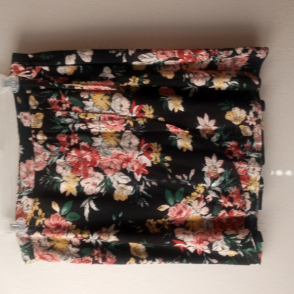 Xhilaration off-the-shoulder Top w/ skirt - Picture 9 of 11